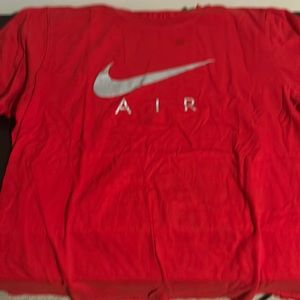 Nike shirt size (m) In men